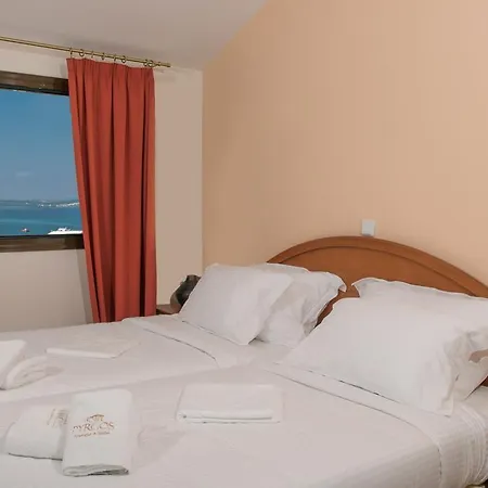 Hotel Pyrgos