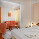 Pyrgos Отель 2*