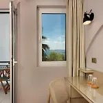 Pyrgos