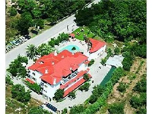 Pyrgos 2* Ouranoupoli