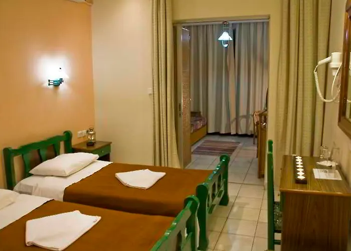 Pyrgos 2* Ouranoupoli